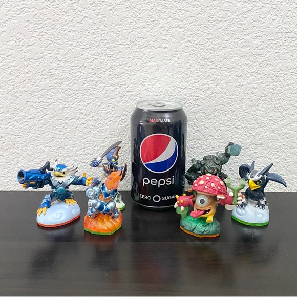 SKYLANDERS Activision Giants #2 Lot of 6 Loose Figure Toys - Picture 3 of 12